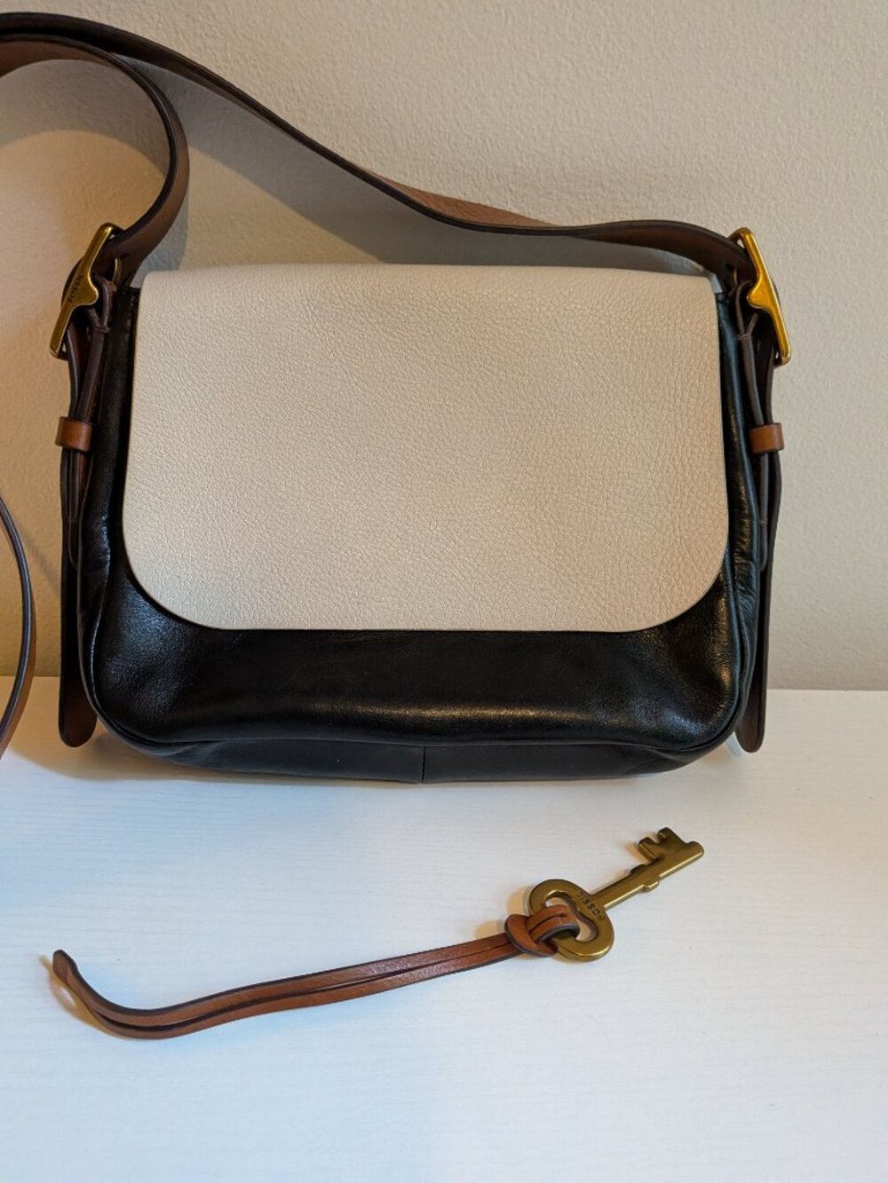 Fossil Leather Haper Crossbody bag - Picture 6 of 12